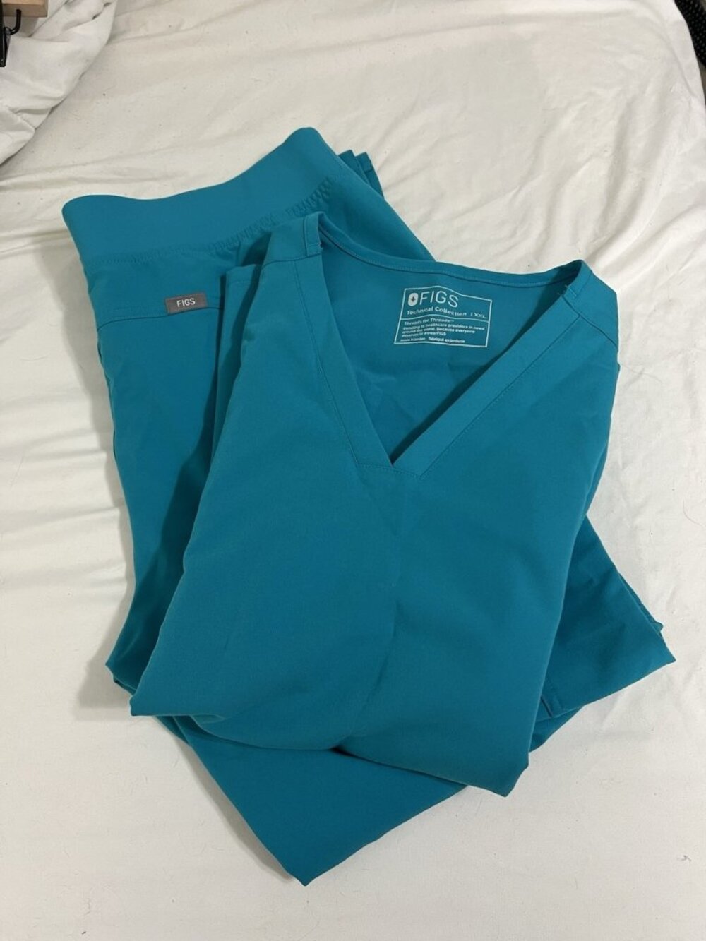 FIGS Teal Blue Women’s Scrub Set Size XXL Top XL/P Bottom Medical Nurse